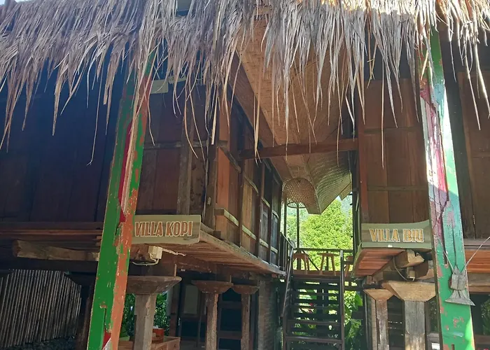 Sekumpul Bali Hidden Space ホテル Singaraja